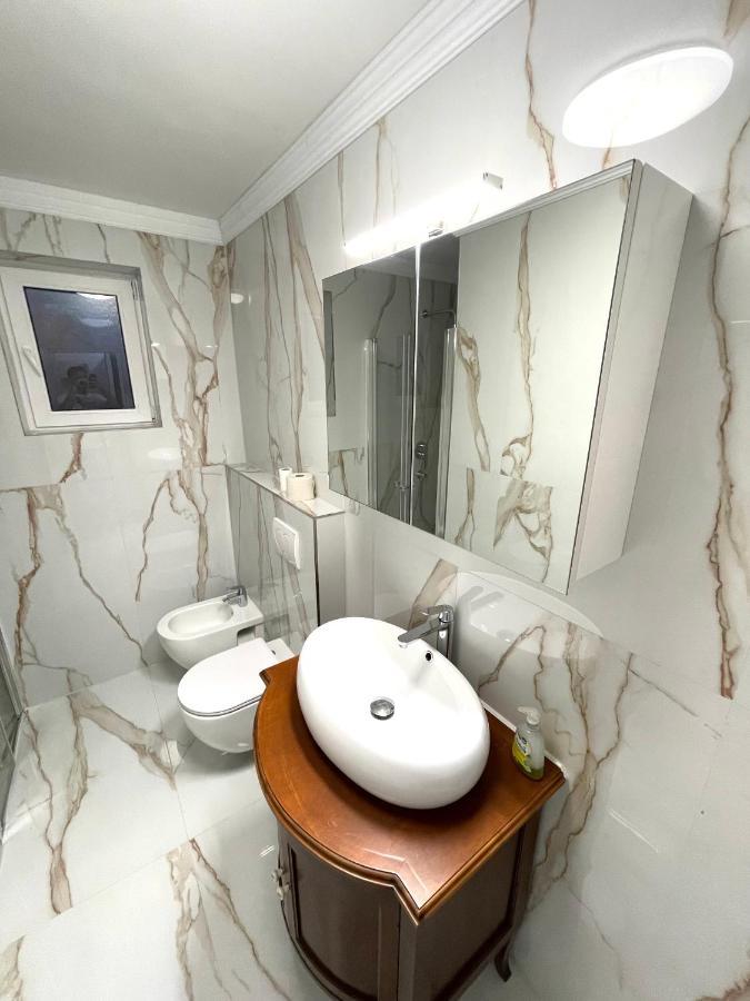 포레치 Apartman Nela 아파트 외부 사진